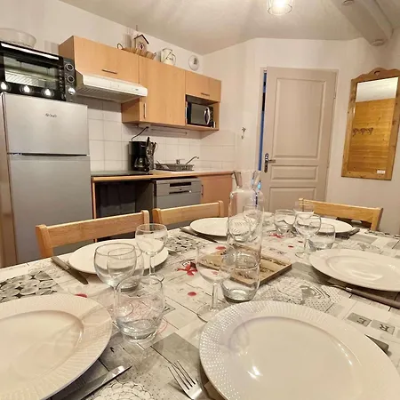 Appartement Confortable - Piscine, Parking, 2 Ch, 6 Pers - Fr-1-603-69